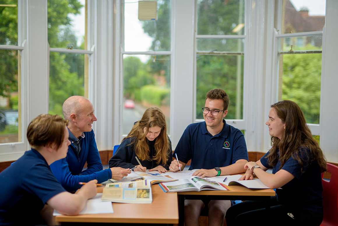 d'Overbroeck's school students and teacher